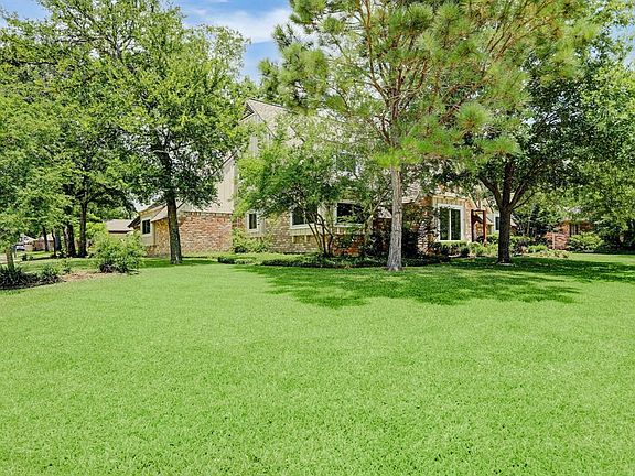2nd image of 4027 Shady Springs Dr