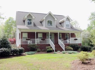 9127 Rocky Point Rd, Soddy Daisy, TN 37379