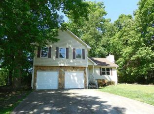 1251 Creekwood Cv, Lawrenceville, GA 30046