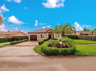 16511 SW 104th Ave, Miami, FL 33157