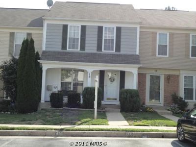 10 Softwinds Ct, Owings Mills, MD, 21117