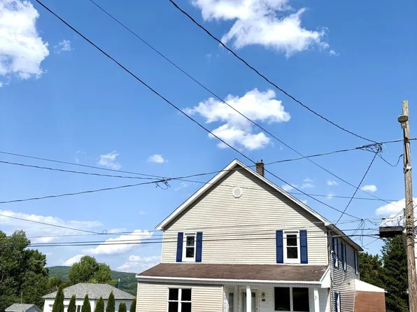 316 Hudson St, Forest City, PA 18421