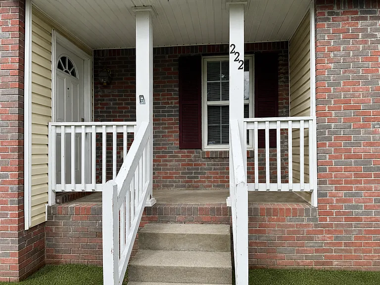 222 Pappy Dr — Photo 2