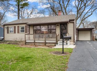 1432 S 6th St, St Charles, IL