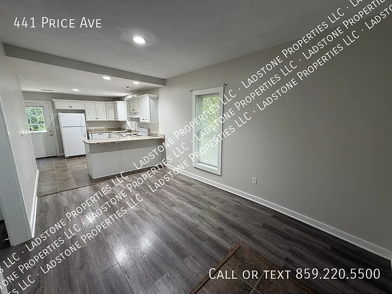 441 Price Ave — Photo 3