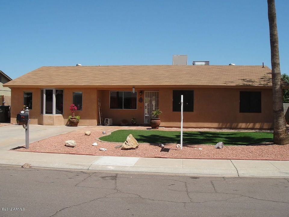1st image of 2034 E Monte Cristo Ave
