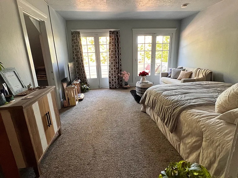 2370 Madison Ave #2 — Photo 14