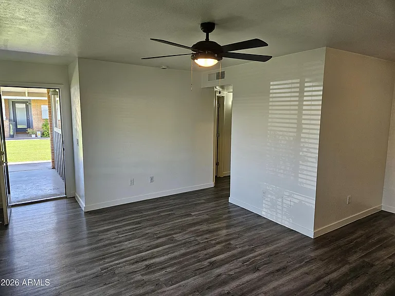 1504 E Rovey Ave #1A — Photo 5