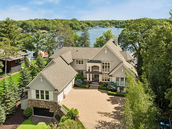 5155 Weeks Rd, Greenwood, MN 55331