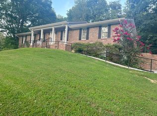 5108 Silver Ln, Apison, TN 37302