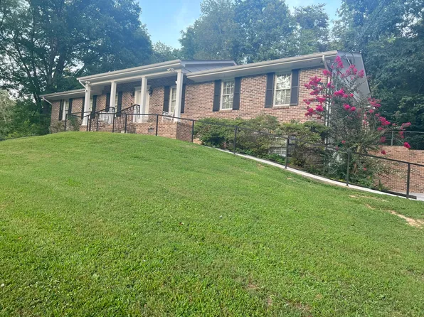 5108 Silver Ln, Apison, TN 37302