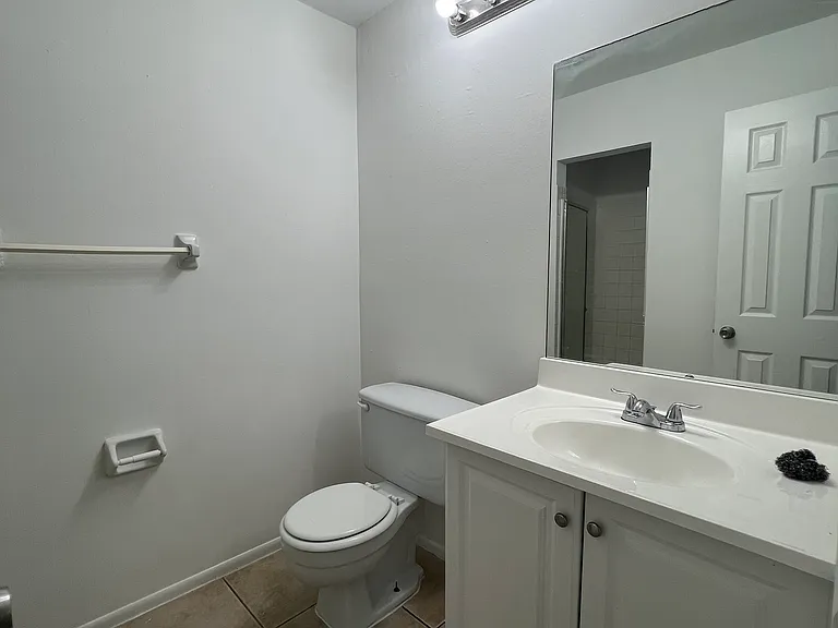4153 Spitfire Ave #4153 — Photo 4