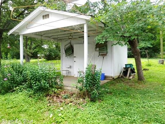 5th image of 1305 W Vine