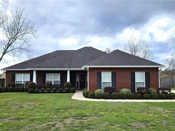 9850 Hall Rd, Grand Bay, AL 36541