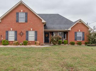 1007 Coral Dr, Murfreesboro, TN 37127