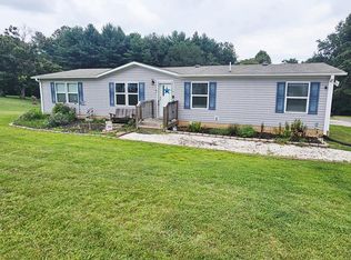 4270 Coulson Church Rd, Hillsville, VA 24343