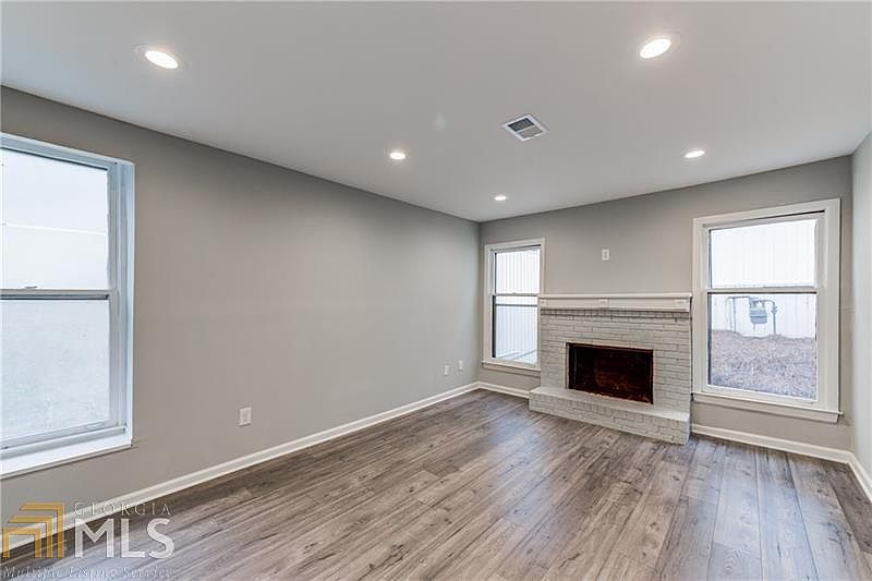 1st image of 4406 Idlewood Ln #00