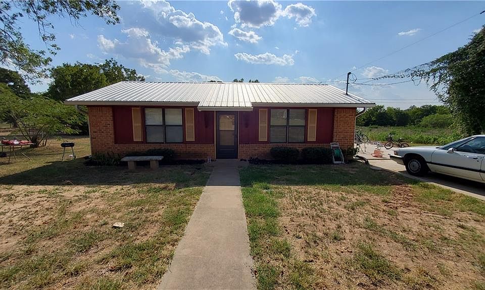 1st image of 530 Martin Luther King Dr