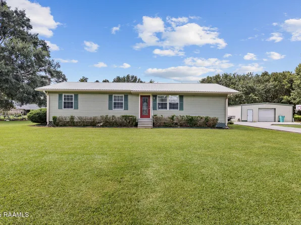 1538 Thomassee Rd, Arnaudville, LA 70512
