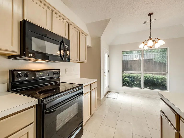 12261 Cajun Dr — Photo 13