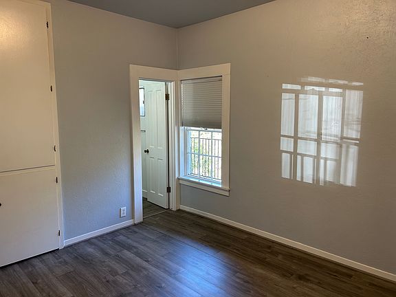 4th image of 137 Boulder St #D