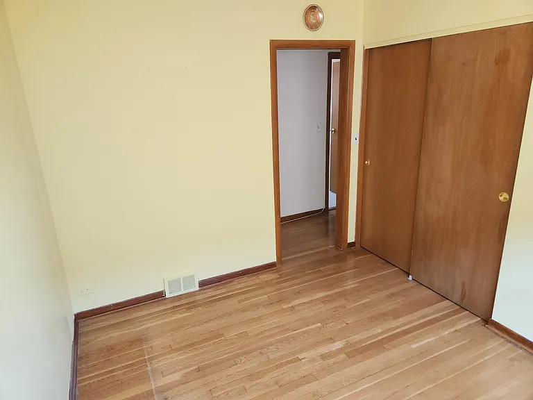 8909 N Wisner St #1 — Photo 12