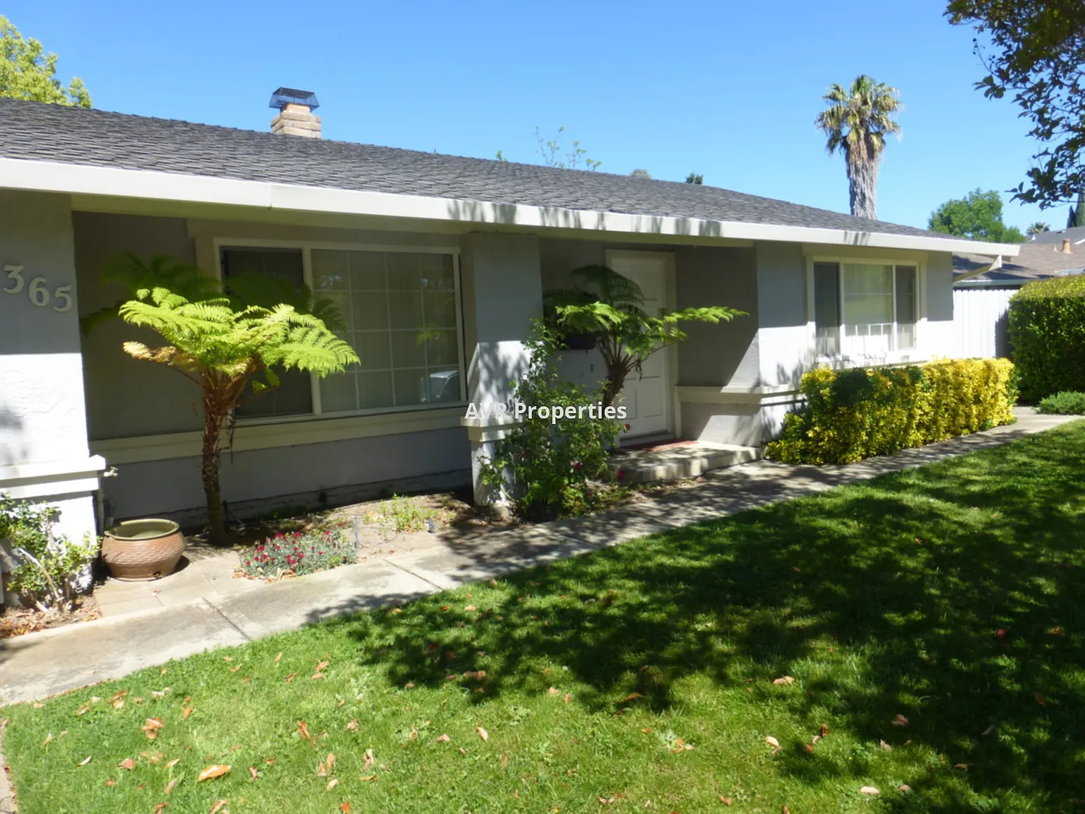 2365 Norwood Rd photo 1