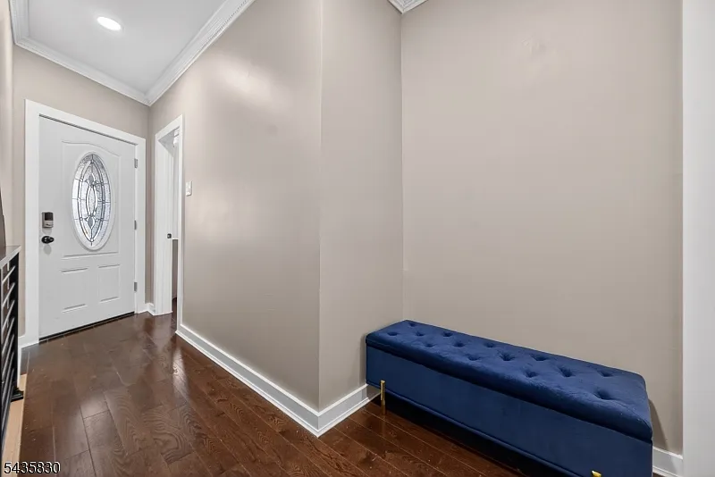 4 bed, 2.0 bath, $3,750 — Photo 2