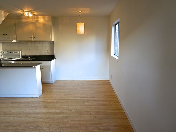 5th image of 444 9th Ave