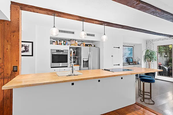 Rented by Corcoran | media 13