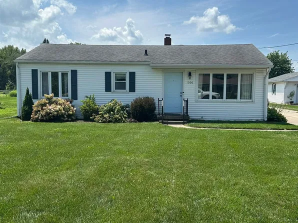 1300 Alhambra Ave, Frankfort, IN 46041