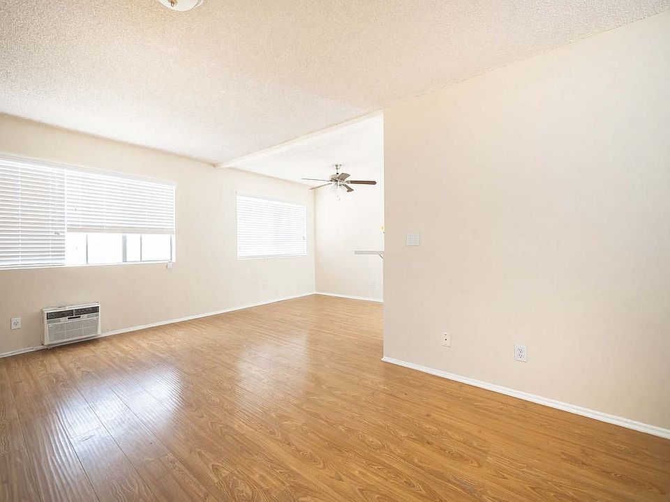 1st image of 5715 Vineland Ave #8502