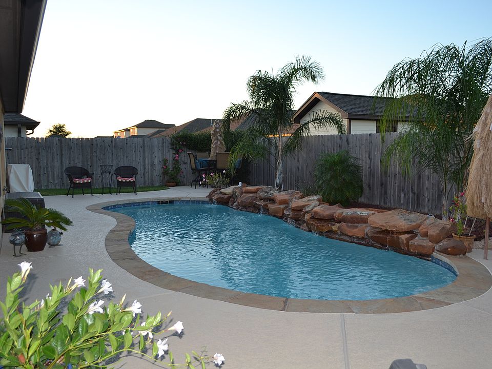1st image of 104 San Polo Ct