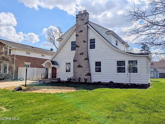 2nd image of 758 Barker Rd