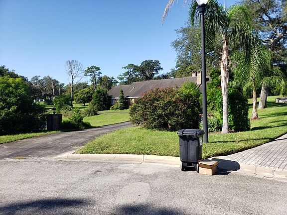 2nd image of 107 Amberwood Ct