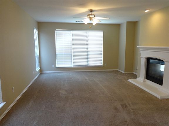 2nd image of 2713 Mountain Lion Dr