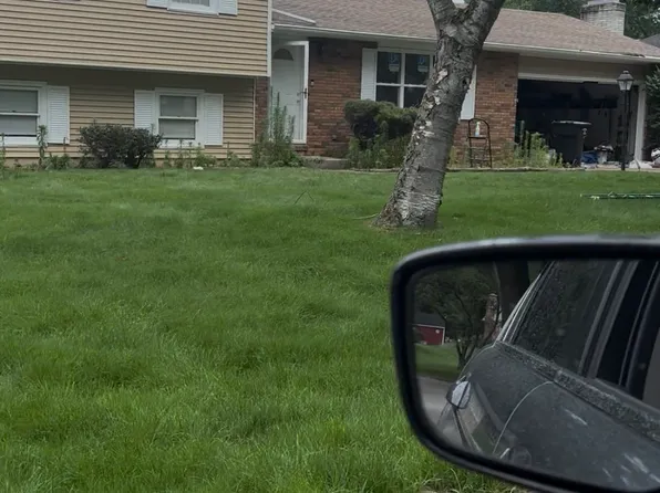 16765 Valley Forge Ln, Granger, IN 46530