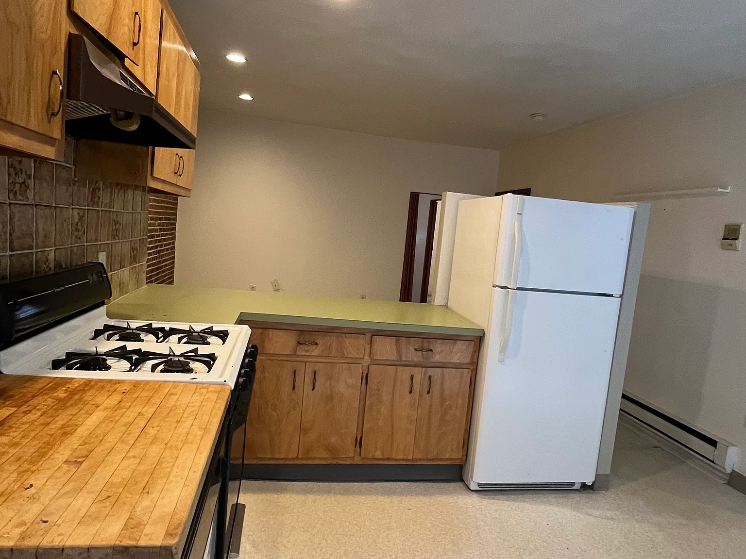 2 bed, $2,700 — Photo 4