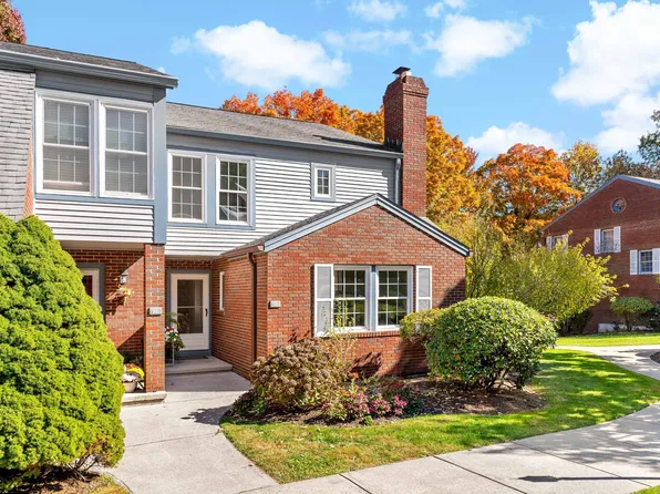 96 Roberton Crossing #96, Fairfield, CT 06825