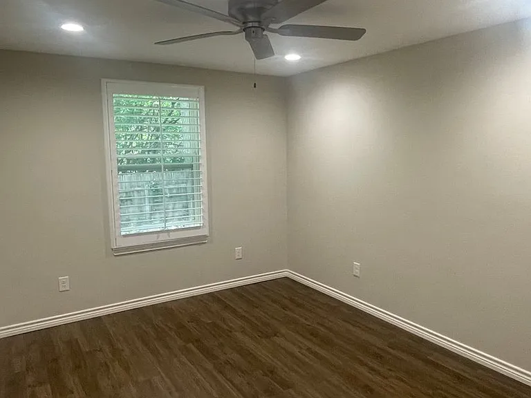 1409 N Blair St — Photo 17