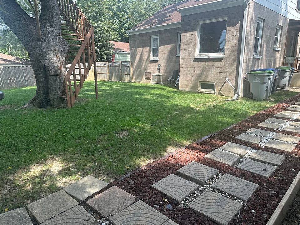 2nd image of 5921 S 26th St