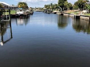 1233 SE 39th Ter, Cape Coral, FL 33904