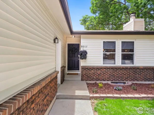 907 Kingston Dr, Fort Collins, CO 80525