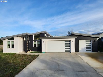 617 Windcrest Dr, Bandon, OR, 97411