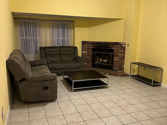 2nd image of 8401 Eakins Dr