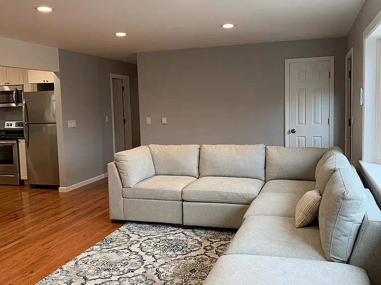 16 Clearbrook Rd — Photo 7