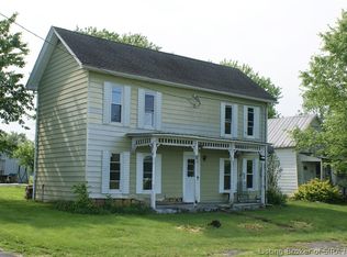 1190 E 5th St, Pekin, IN 47165