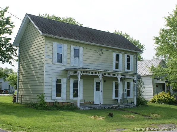 1190 E 5th Street, Pekin, IN 47165