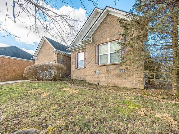 5th image of 113 Cedar Stream Dr