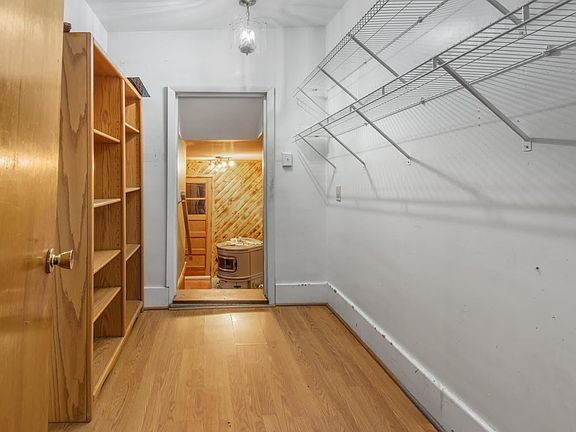 5th image of 1034 Carney Blvd